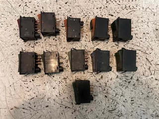 Volvo N/A - SWITCH F10/F12/F16 image 3