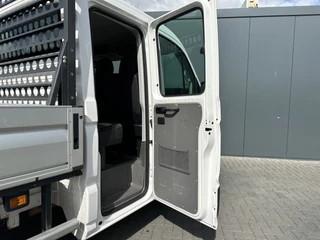 Volkswagen Crafter 2020 - 35 2.0 TDI 141 PK / 1e EIG. / PICK UP / DUBBELE CABINE / 3 TONS TREKHAAK / 7 PERSOONS / AIRCO / CRUISE image 8