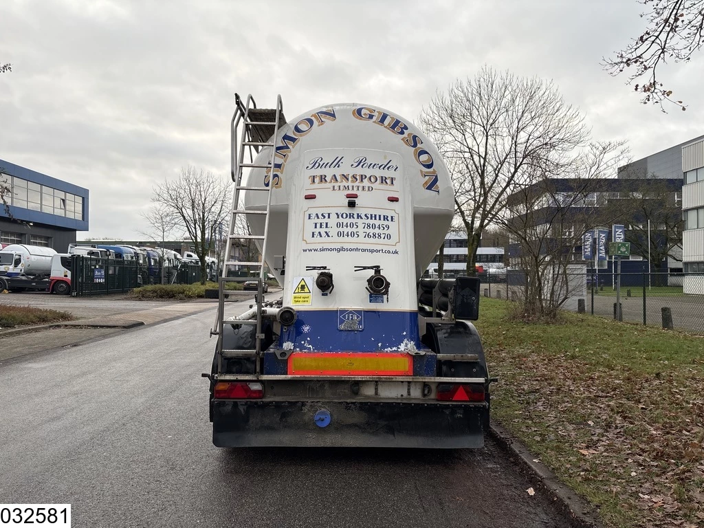 Feldbinder 2006 - Silo 40.000 liter image 8