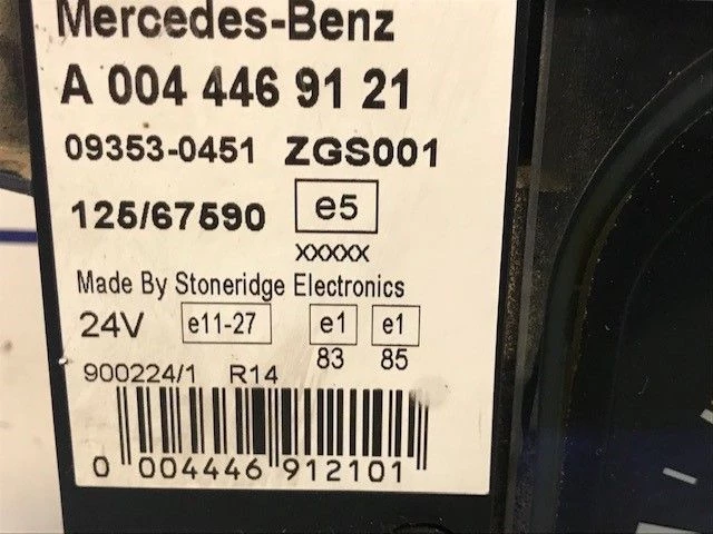 Mercedes-Benz - A 0044469121 INSTRUMENT CLUSTER ECONIC zdjęcie 3