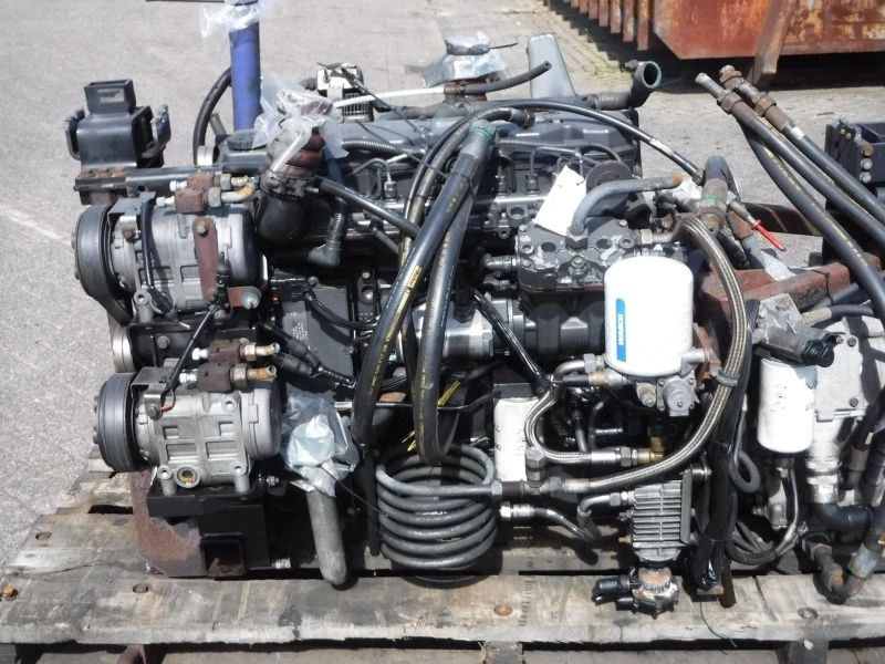 DAF 2008 - CUMMINS ENGINE 184 KW imagem 2