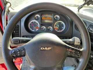 DAF N/A 2009 - XF 105.410 6x2 Hooksystem 25 ton imagem 11