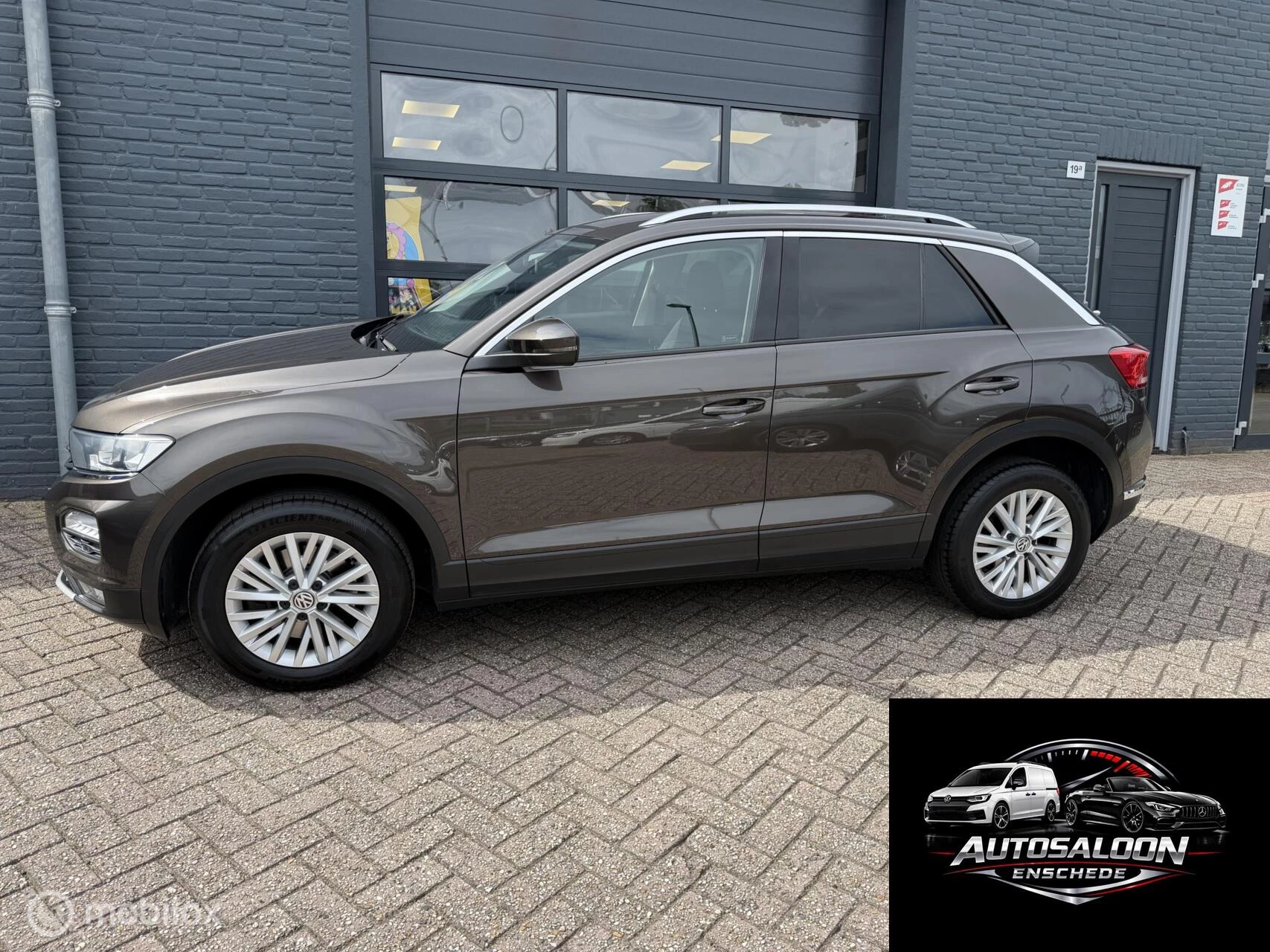 Volkswagen T-Roc 2018 - 1.0 TSI Style 116 PK Airco Navi PDC afbeelding 2