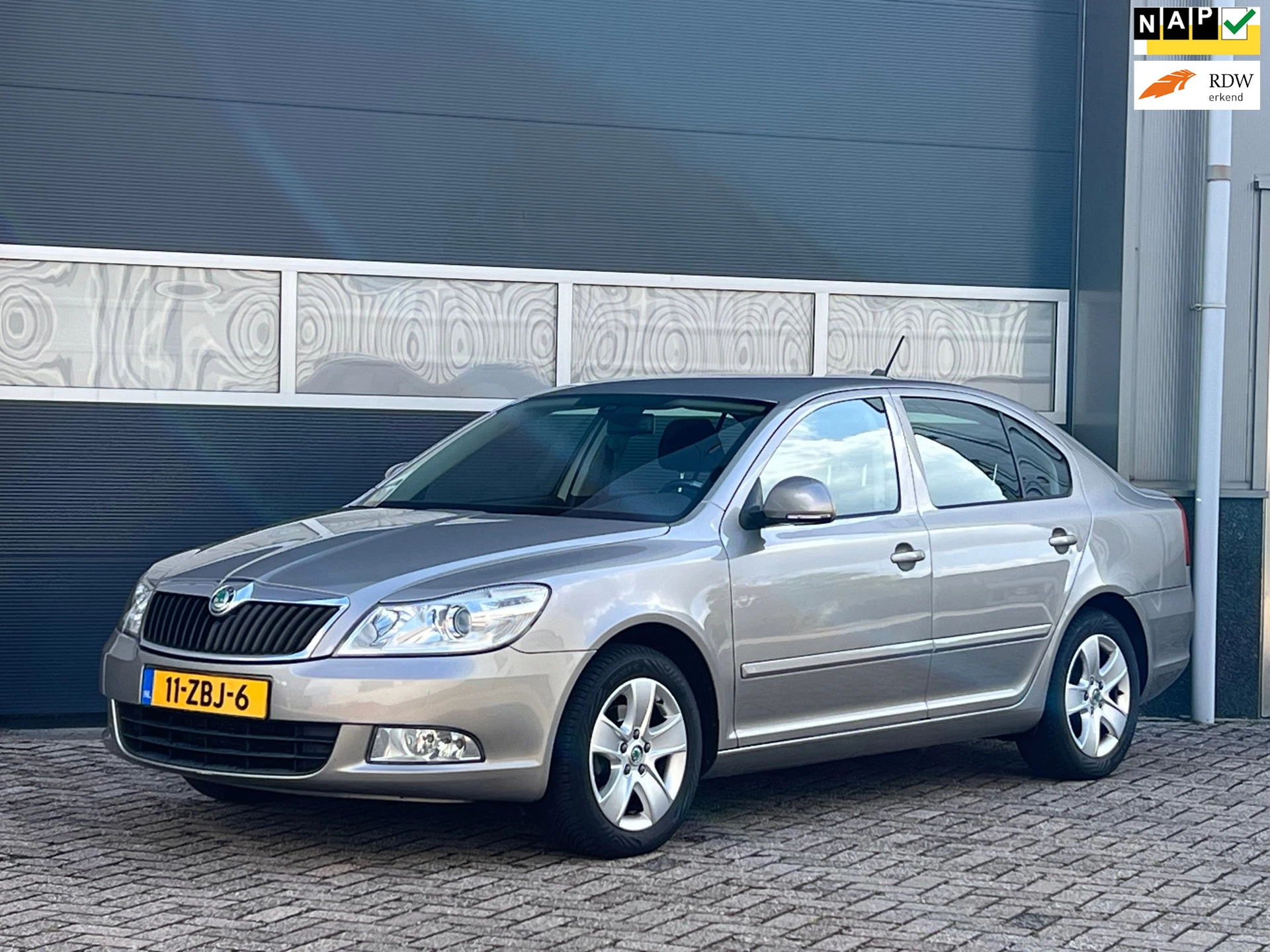 Škoda Octavia 2012 - 1.2 TSI Ambition Business Line bj.2012 Navi|Clima|Trekhaak|Nap image 1
