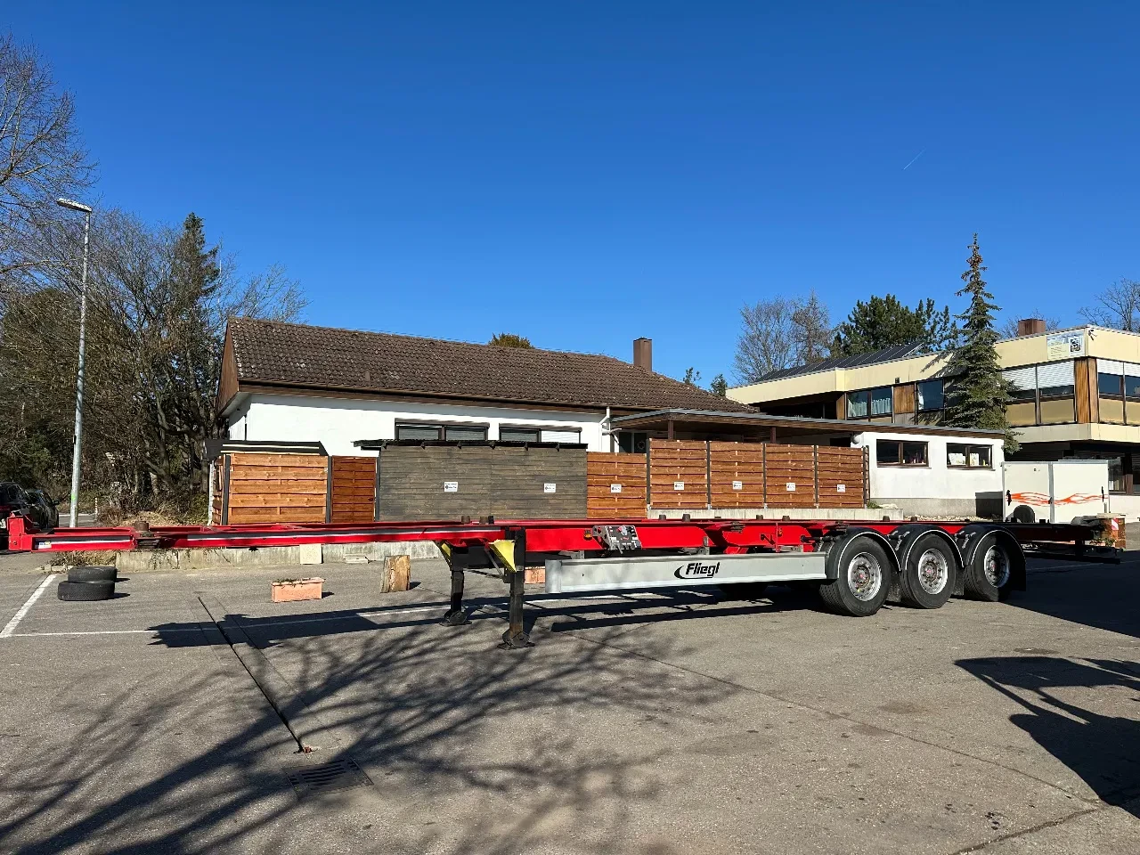 Fliegl 2020 - Containerchassis für 2 Wechselbrücken 15 m extralang! afbeelding 1