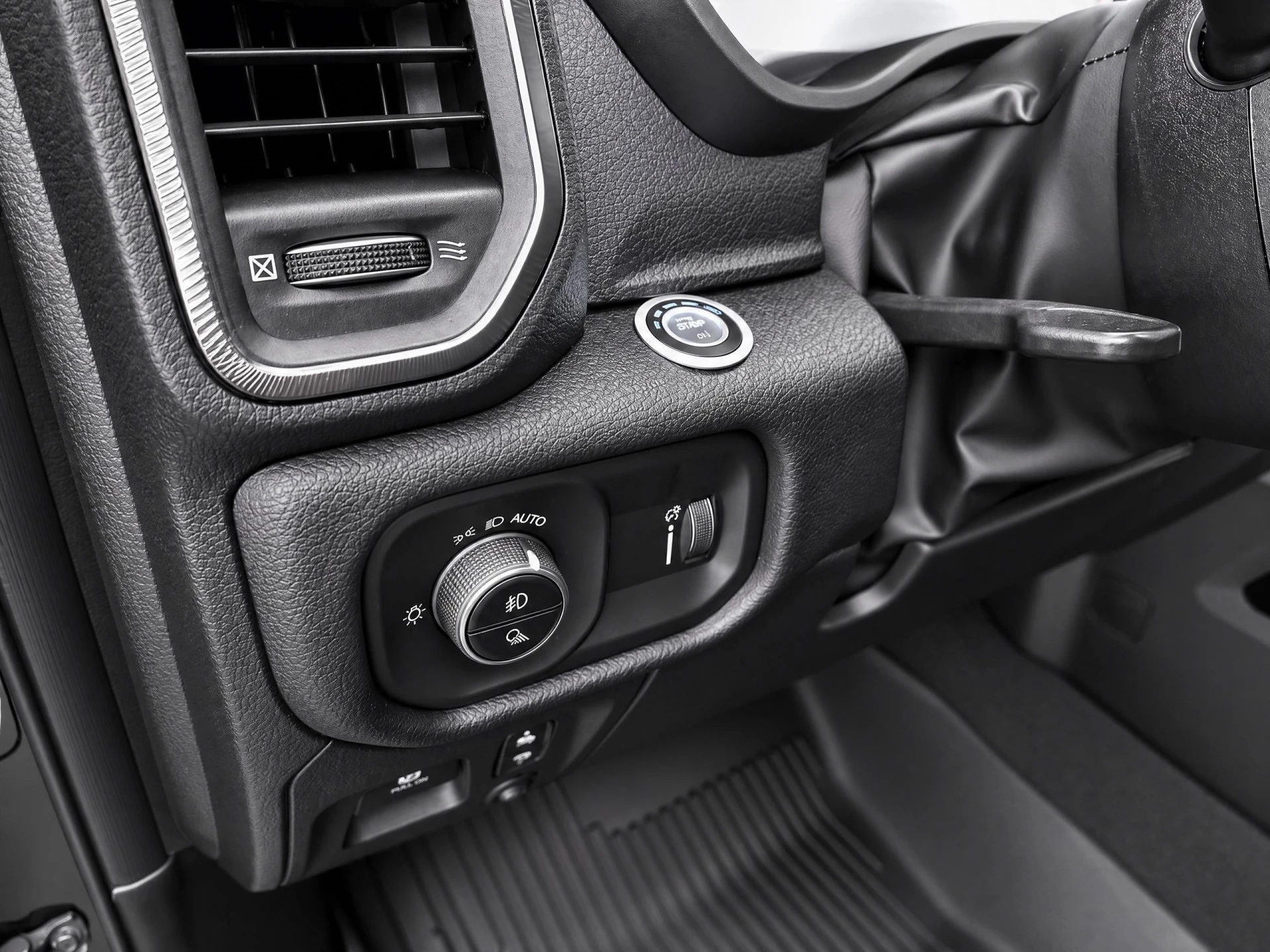 Dodge Ram 1500 2024 - 5.7 V8 4x4 Crew Cab Sport BPM VRIJ! | Luchtvering | LPG | Elec.treeplanken | afbeelding 28