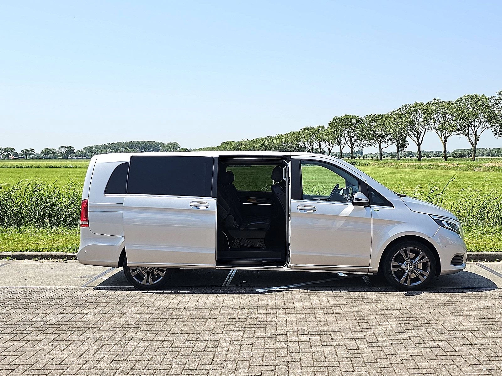 Mercedes-Benz V-Class 2018 - 250 CDI obrázek 18