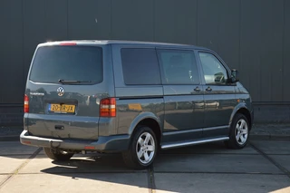 Volkswagen Transporter 2004 - 2.5 TDI 300 Budgetline DC 96KW Airco Trekhaak image 2 thumbnail