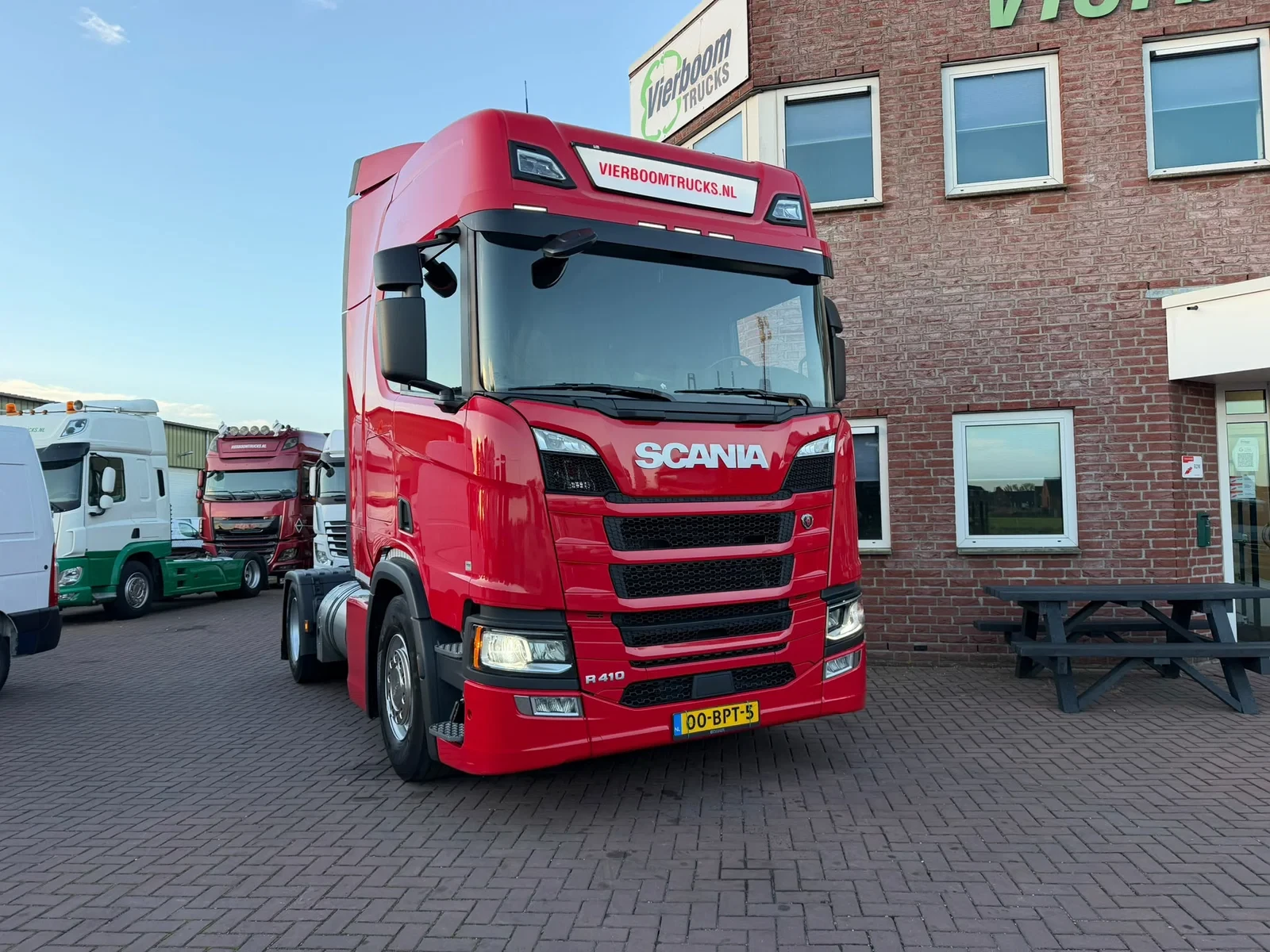 Scania R 2020 - R410 4X2 LNG / 2X TANK / RETARDER / 2X BETT / SCANIA SERVICE / HOLLAND TRUCK afbeelding 1