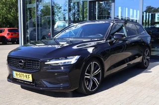 Volvo V60 2020 - 2.0 T5 R-DESIGN / Panorama dak / 250 PK immagine 9