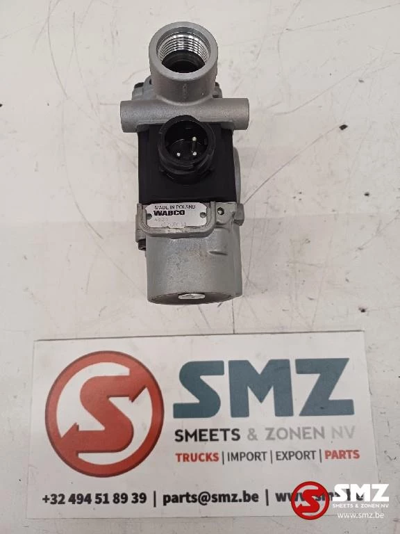DAF - Set van 2 ABS asmodulators DAF image 3