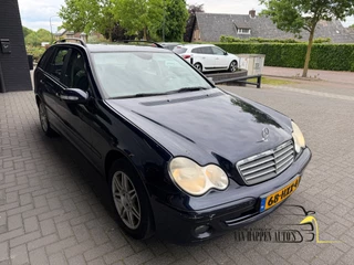 Mercedes-Benz C-Class 2006 - Combi 230 Classic / kombi zdjecie 5