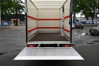 Ford E-Transit 2025 - 390L Trend Bakwagen met Dhollandia laadklep afbeelding 13