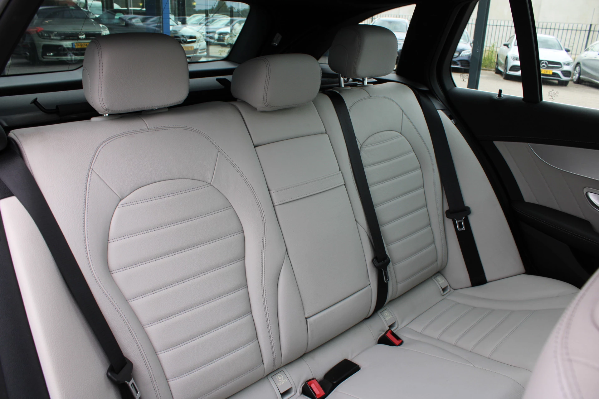 Mercedes-Benz C-Class 2015 - Estate 400 4MATIC AMG PANORAMADAK LUCHTVERING LEDER MEMORY HEAD-UP COMAND 19'' TREKHAAK image 17