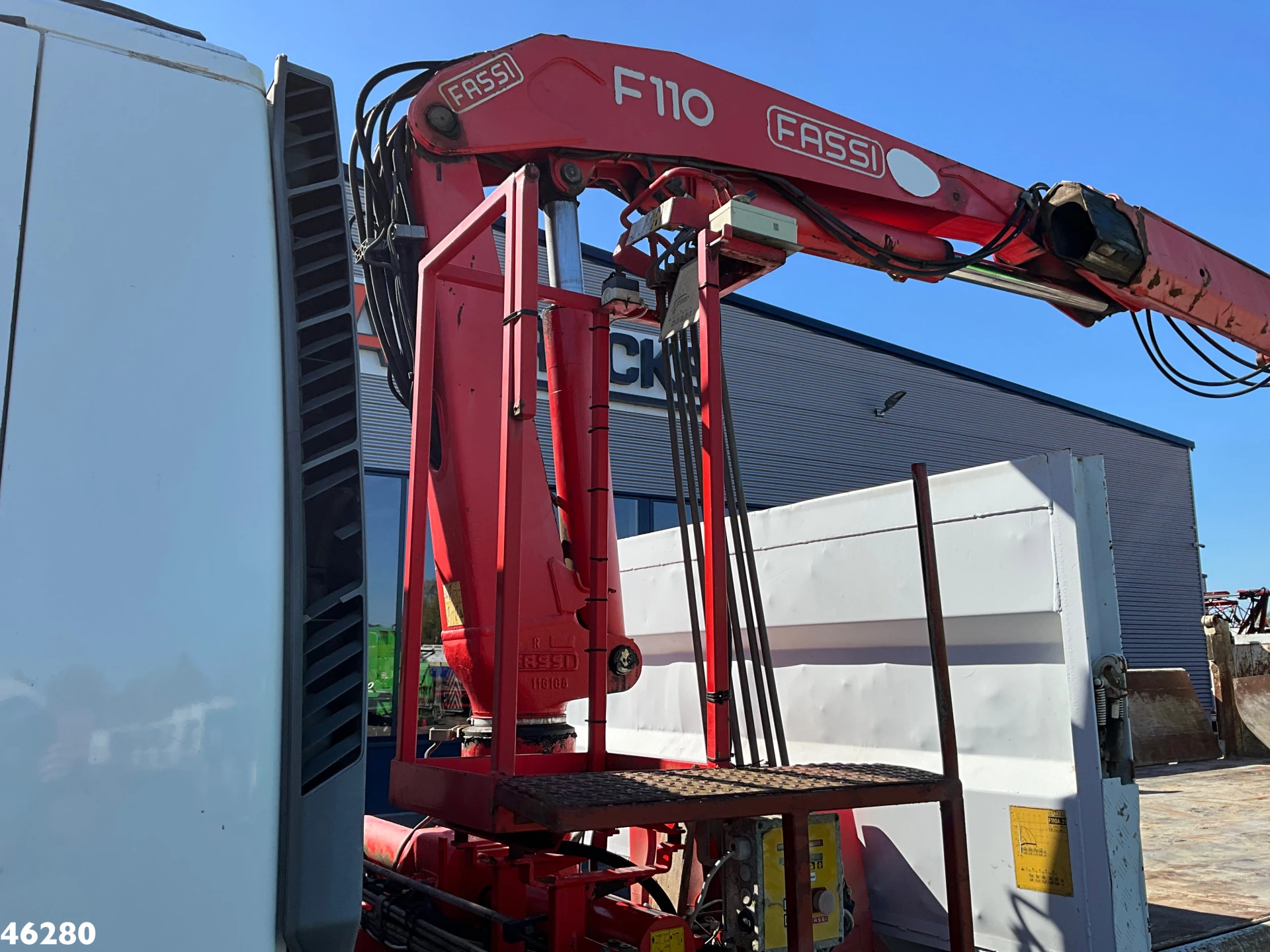Iveco EuroTech 2003 - 190E24 Cursor Manual Full Steel Fassi 11 Tonmeter laadkraan Just 182.743 km! Bild 11