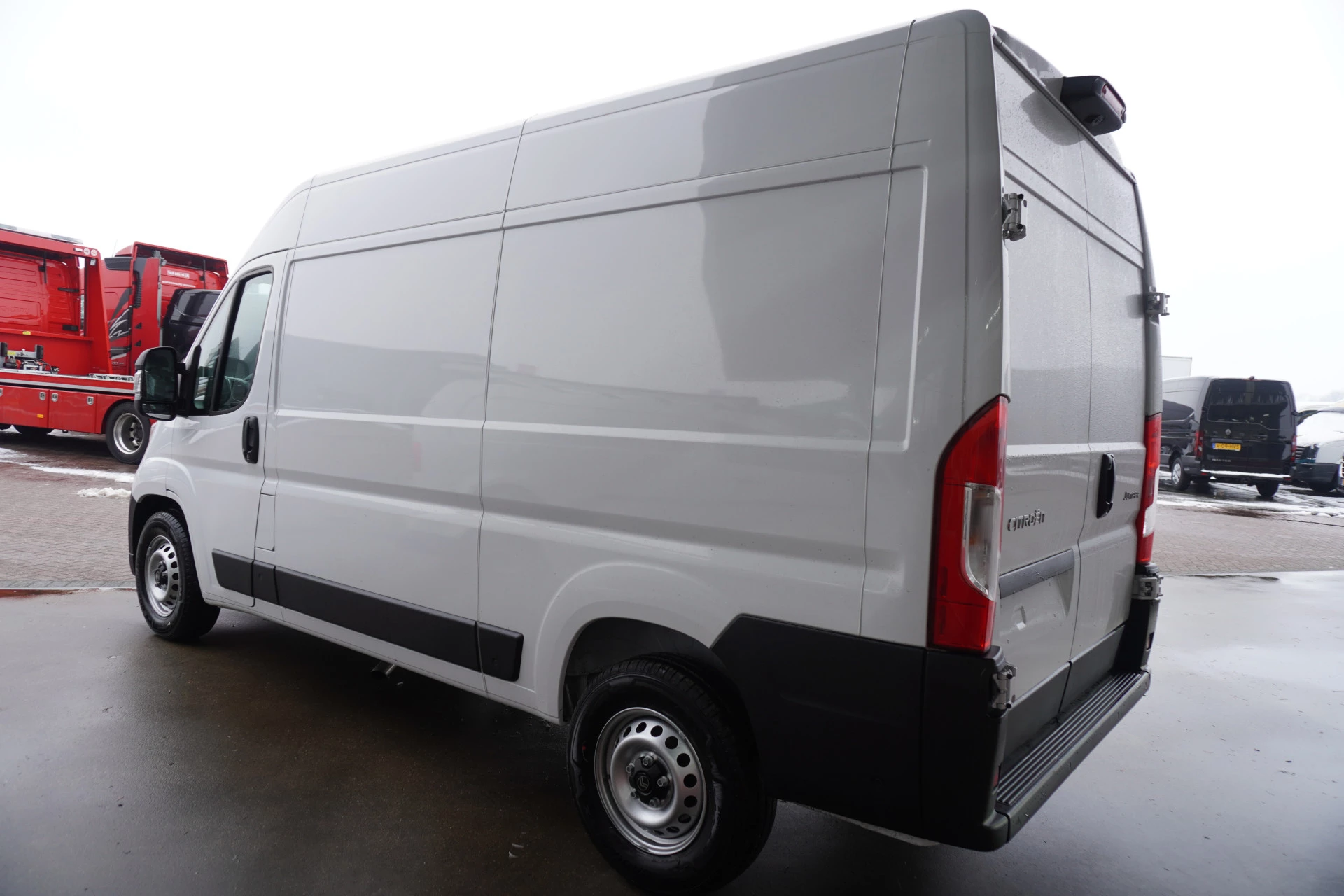 Citroën Jumper 2024 - 2.2 BlueHDi 140PK S&S L2H2 3.5t Automaat obrázek 7