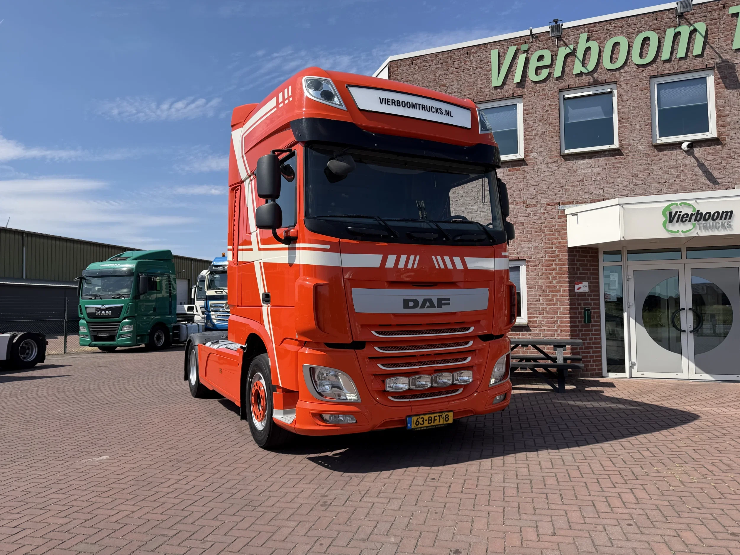 DAF XF 440 2015 - 4X2 SCC / FULL SPOILERS HOLLAND TRUCK image 1