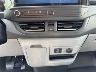 Ford E-Transit 2026 - Cust. 340 L2H1 Limited 71 kWh/160KW obrazek 11