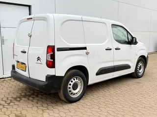 Citroën Berlingo 2023 - 50kWh 136PK Elektrisch 50kWh 280km WLTP 136PK L1 Snelladen Climate Control Cruise Control Achteruitrijcamera image 2 thumbnail