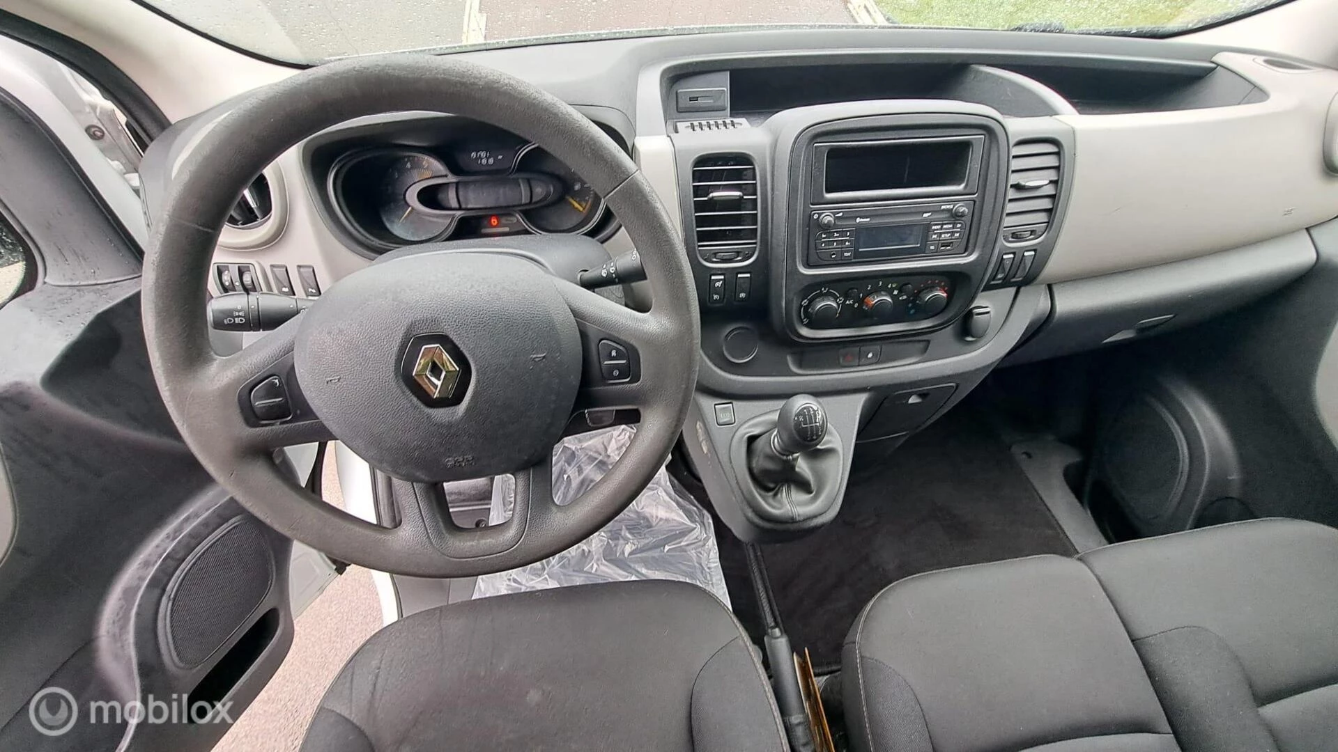 Renault Trafic 2015 - bestel 1.6 dCi T27 L1H1 Comfort Energy afbeelding 6