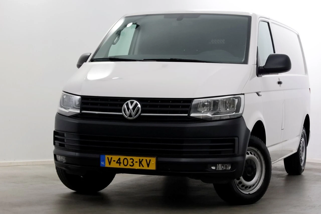 Volkswagen Transporter 2018 - T6 2.0 TDI 102pk L1H1 Comfortline Airco/Navi/Achterklep 01-2018 afbeelding 1