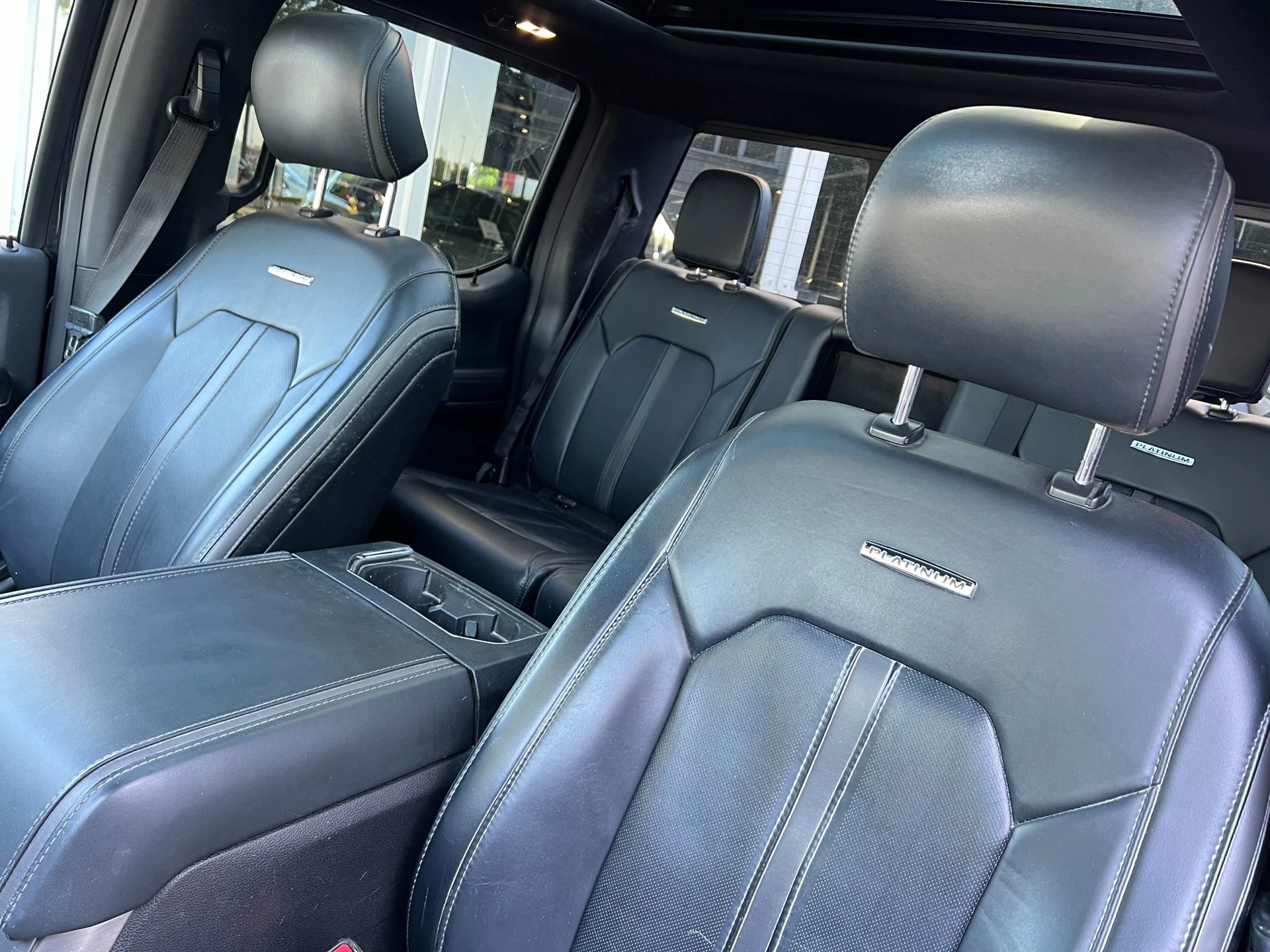 Ford F-150 2017 - USA 5.0 V8 SuperCrew PLATINUM image 12