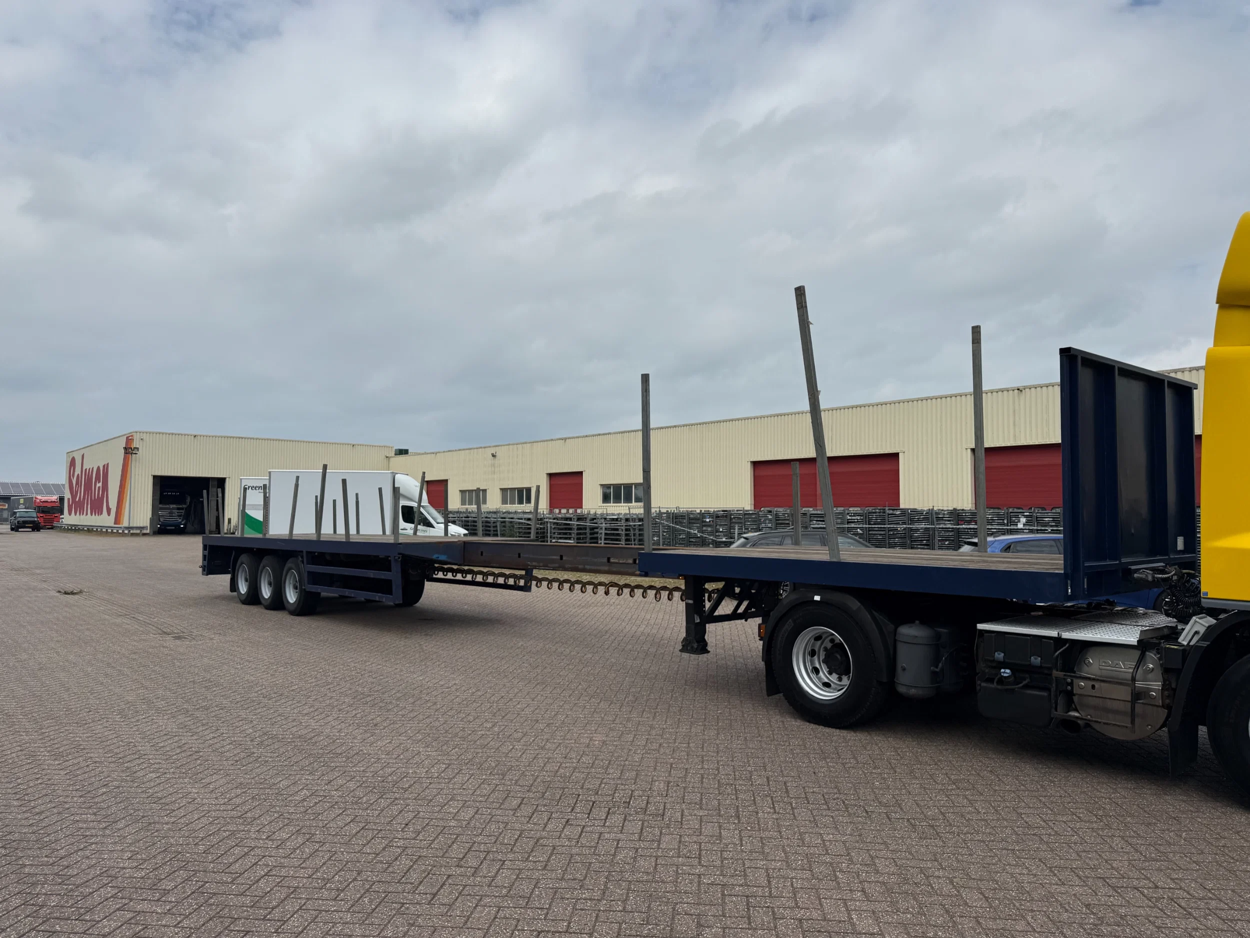Lintrailers 2007 - vlakke uitschuifbare oplegger / naloop gestuurd APK tot 1-2027 Bild 1