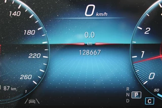 Mercedes-Benz A-Class 2020 - 180 AUT7 AMG LINE WIDESCREEN NAVI CAMERA CARPLAY NL AUTO изображение 21
