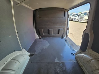 Volkswagen Transporter 2021 - 2.0 TDI image 13