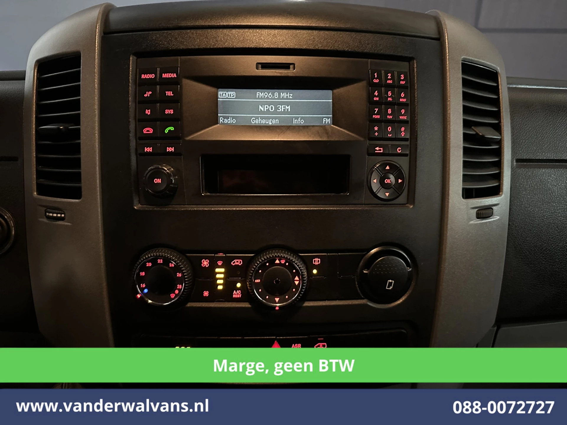 Volkswagen Crafter 2016 - 2.0 TDI 164pk **MARGE, geen BTW** L2H2 Inrichting Airco | Trekhaak | Cruisecontrol immagine 15