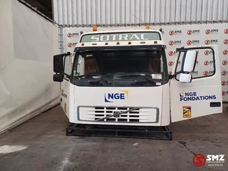 Volvo N/A 2004 - Occ Cabine Volvo FH2 Globetrotter L2H2 image 2