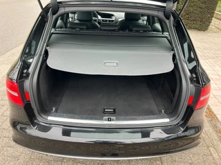 Audi A4 2015 - Avant 2.0 TDI S Line aut ,panod,19 inch,half leder,1eigenaar immagine 9
