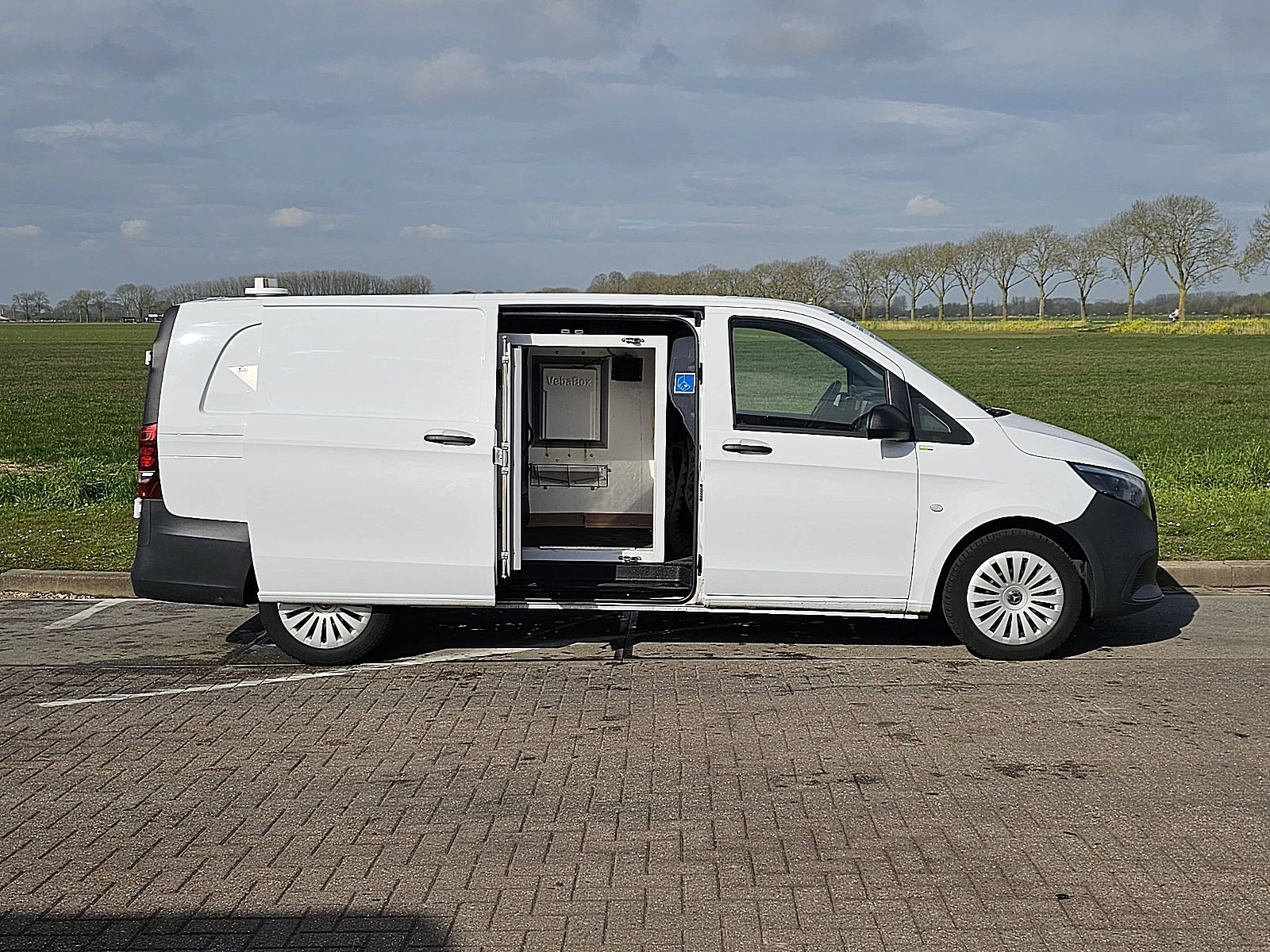 Mercedes-Benz Vito 2024 - 110 Bild 13