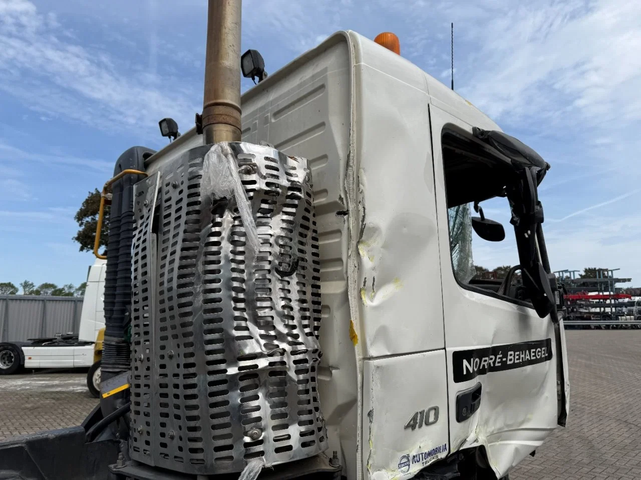 Volvo FMX 410 2018 - / ENGINE RUNNING / 8X4 / ONLY:278525 KM / AJK HOOKLIFT 25TON / 2X BIG AXLE / FULL-STEEL / AUTOMATIC / EURO-6 / 2018 obrázek 14