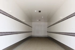 MAN TGM 2020 - 15.290 Trekker + Heiwo city trailer geisoleerd + klep Dhollandia 2500 KG obrazek 14