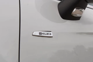Citroën C3 2015 - 1.2 PureTech Exclusive Panodak ClimateControl PDC !!NIEUWBINNEN!! bild 18