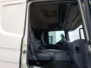 Scania P 2015 - P450 / RETARDER / !! NO EGR !! / 542360 KM / TUV:25-08-2026 / LWDS / ÀUTOMATIC / EURO-6 / 2015 immagine 22