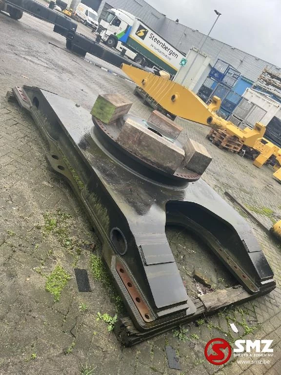 Caterpillar - Frame carbody Caterpillar afbeelding 1