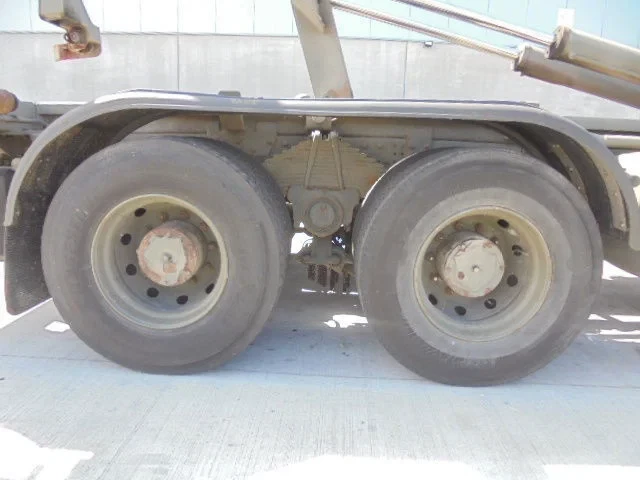 Iveco EuroTrakker 2001 - 410 E37H Bild 19