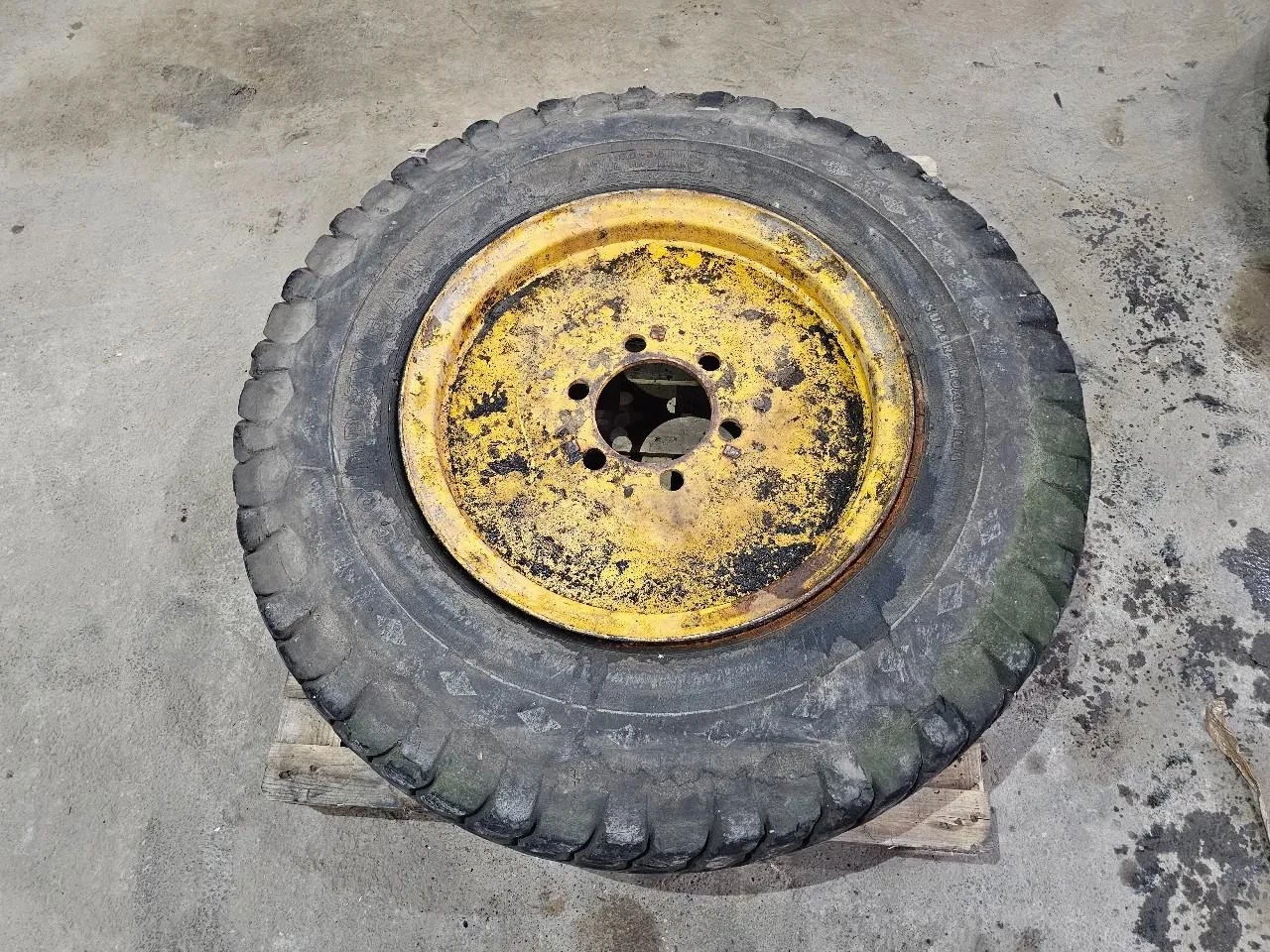 Goodyear 11.00-24 obrázek 7
