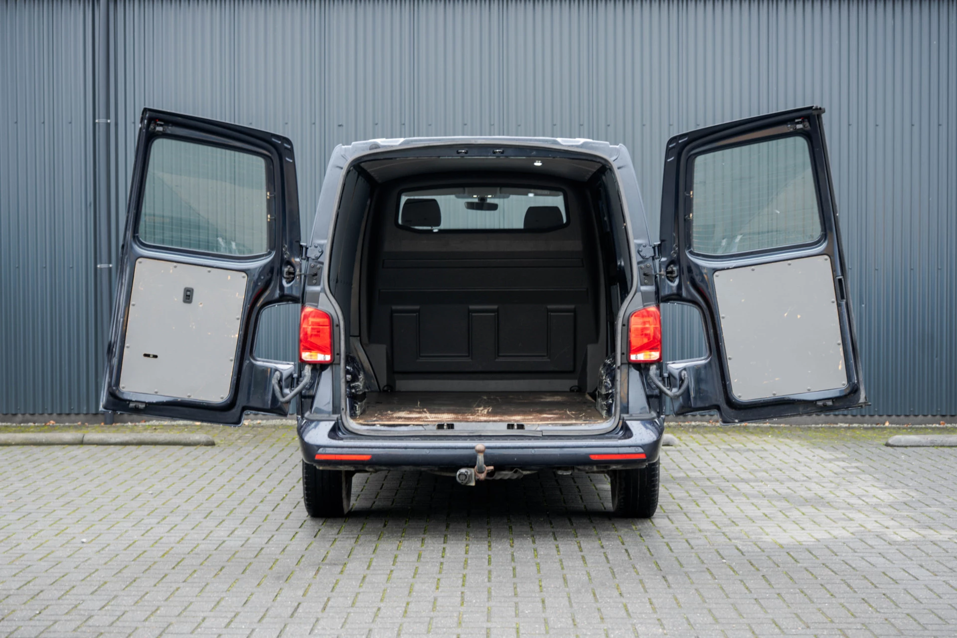 Volkswagen Transporter 2021 - T6.1 2.0 TDI L2H1 | 150 PK | Turbo defect | Carplay | Cruise | Navi | Trekhaak | Airco imagem 8