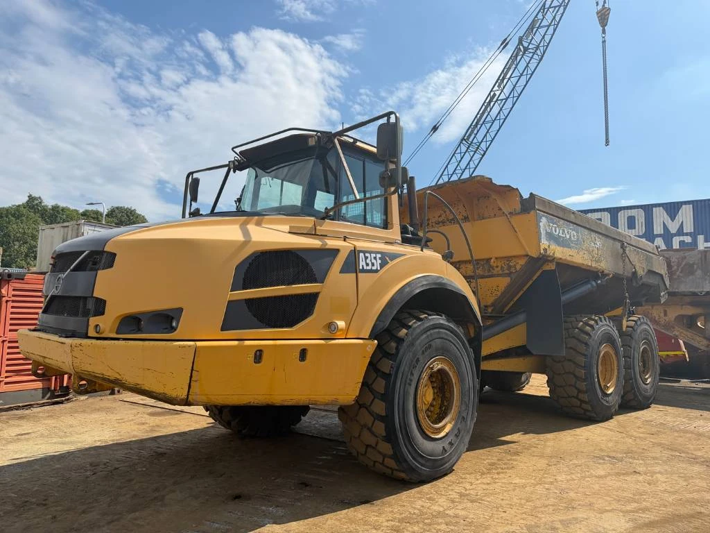 Volvo 2011 - A 35 F afbeelding 1