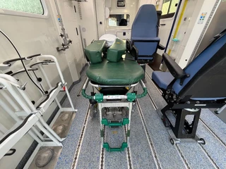 Mercedes-Benz Sprinter 2015 - 519CDI Special Ambulance Laadklep Automaat Airco Cruisecontrol V6 immagine 14