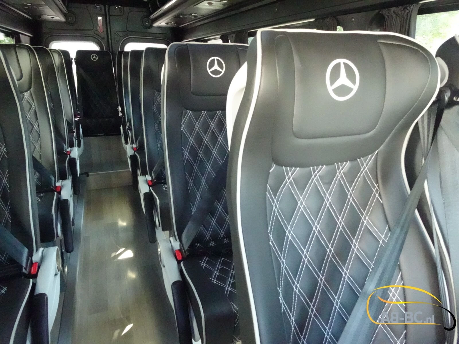 Mercedes-Benz Sprinter 2026 - Aveuro 519 CDI, 21 seats, EURO 6 imagem 42