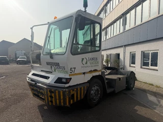 Terberg YT 182 2008 - YT 182 4X2 obrazek 1