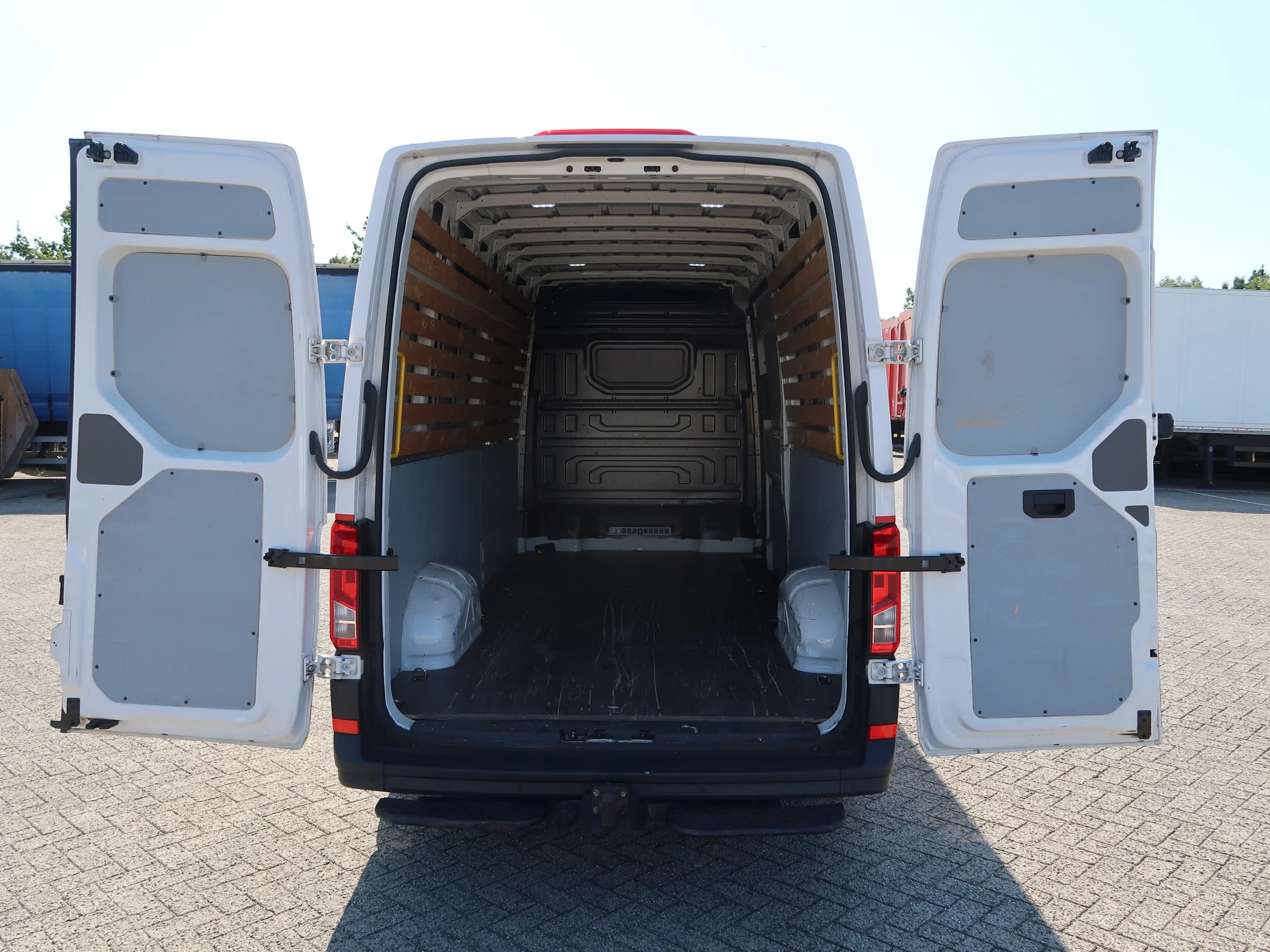 MAN TGE 2021 - 3.140 L4H3, Kast, Full TUV, Holland car, TOP! afbeelding 8