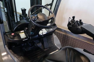 Toyota 2016 - 02-8 FGF 20 afbeelding 2 miniatuur
