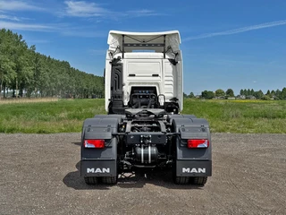 MAN TGS - 33.440 BB SA Premium Tractor Head (3 units) zdjecie 13
