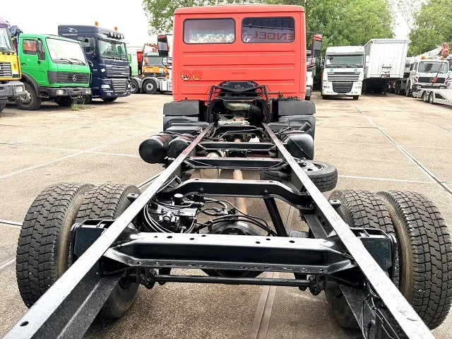 Mercedes-Benz LK 1991 - 814K 4x2 (6-CILINDER) FULL STEEL CHASSIS (MANUAL GEARBOX / FULL STEEL SUSPENSION / 6-CILINDER ENGINE) afbeelding 6