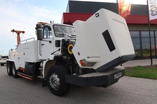 Volvo VNL 1993 - NL 10 Towing and recovery vehicle - 6x4 - 1993 - Complete! obrazek 55